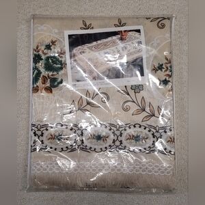 CINA Vintage Italy Rectangular Table Cloth Linen Never Used In Package Perfect